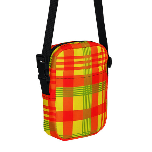 Sac à Bandoulière aux Couleurs du Madras – L’Étoffe Emblématique des Antilles